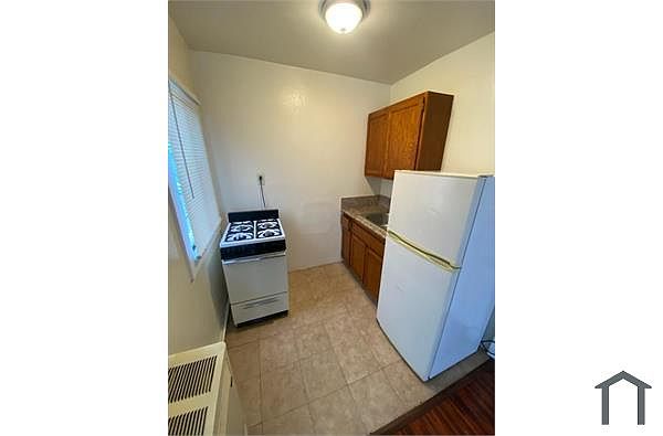 1055 72nd Ave photo 2
