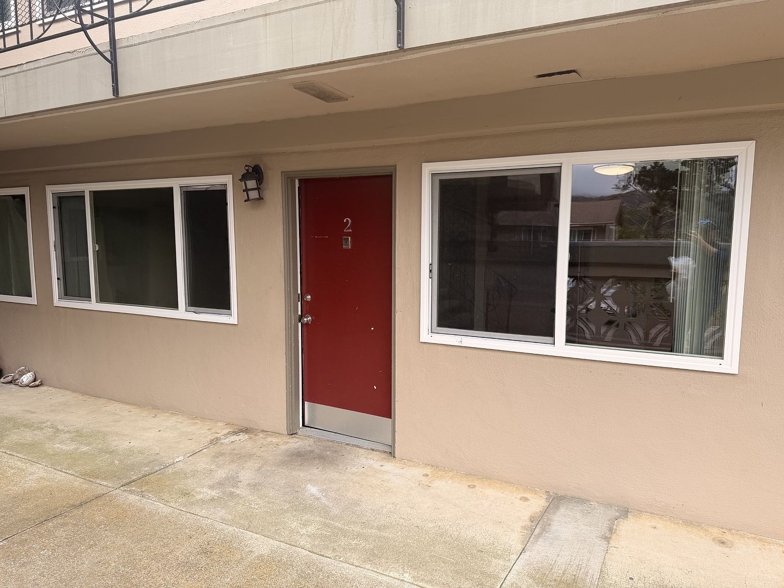 2BR/1BA Apartment on Higgins Way · Pacifica photo 2
