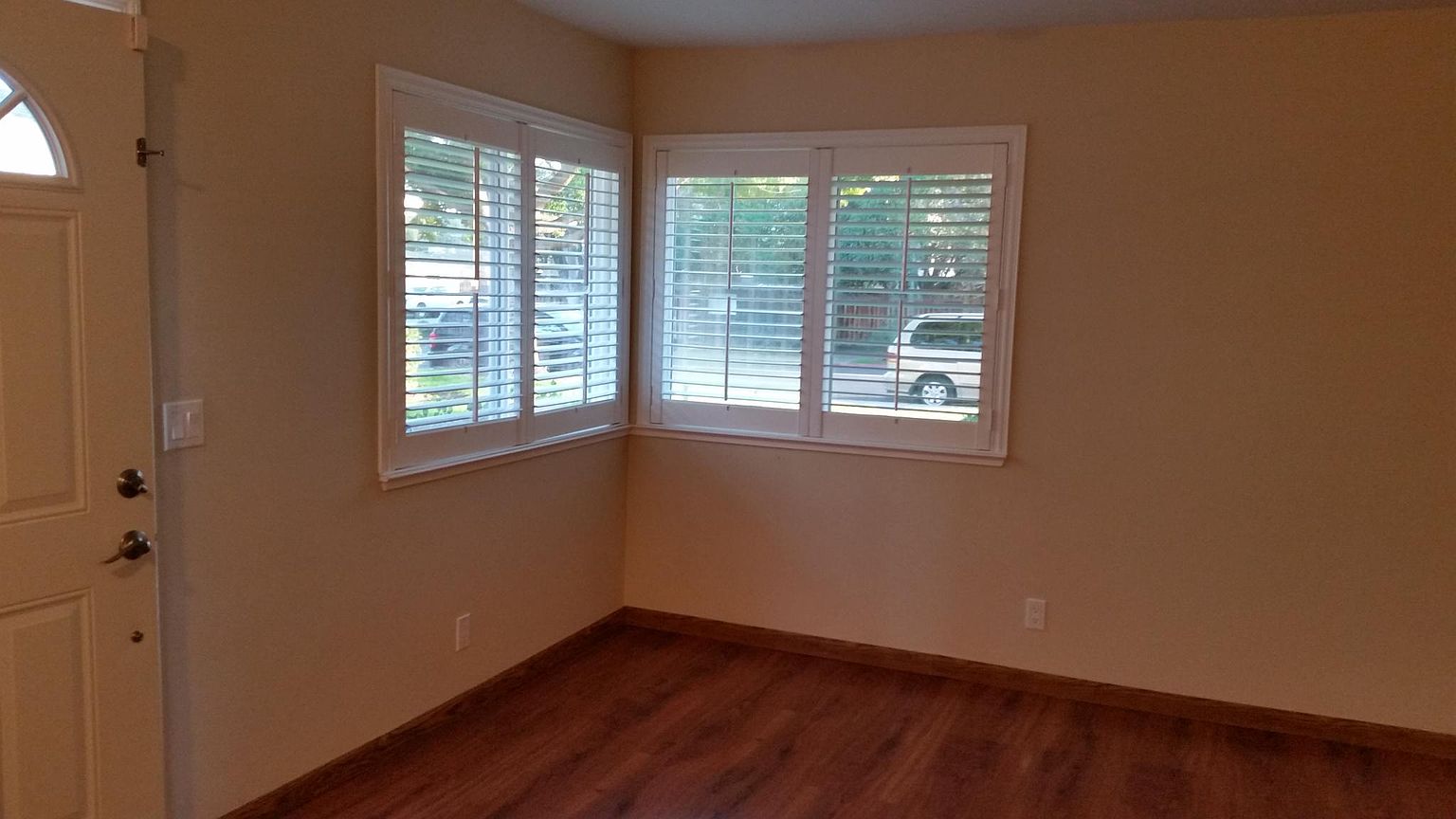 2323 Samaritan Dr photo 3