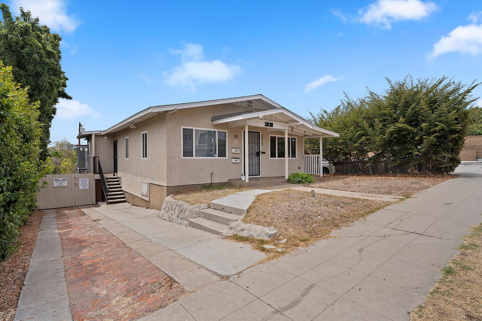 3830 Swift Ave photo 2