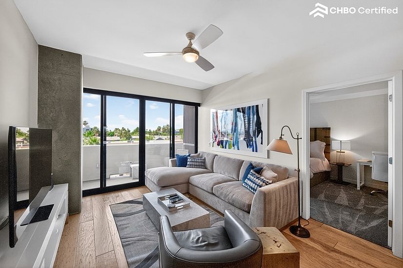 Rates Vary: photo 4