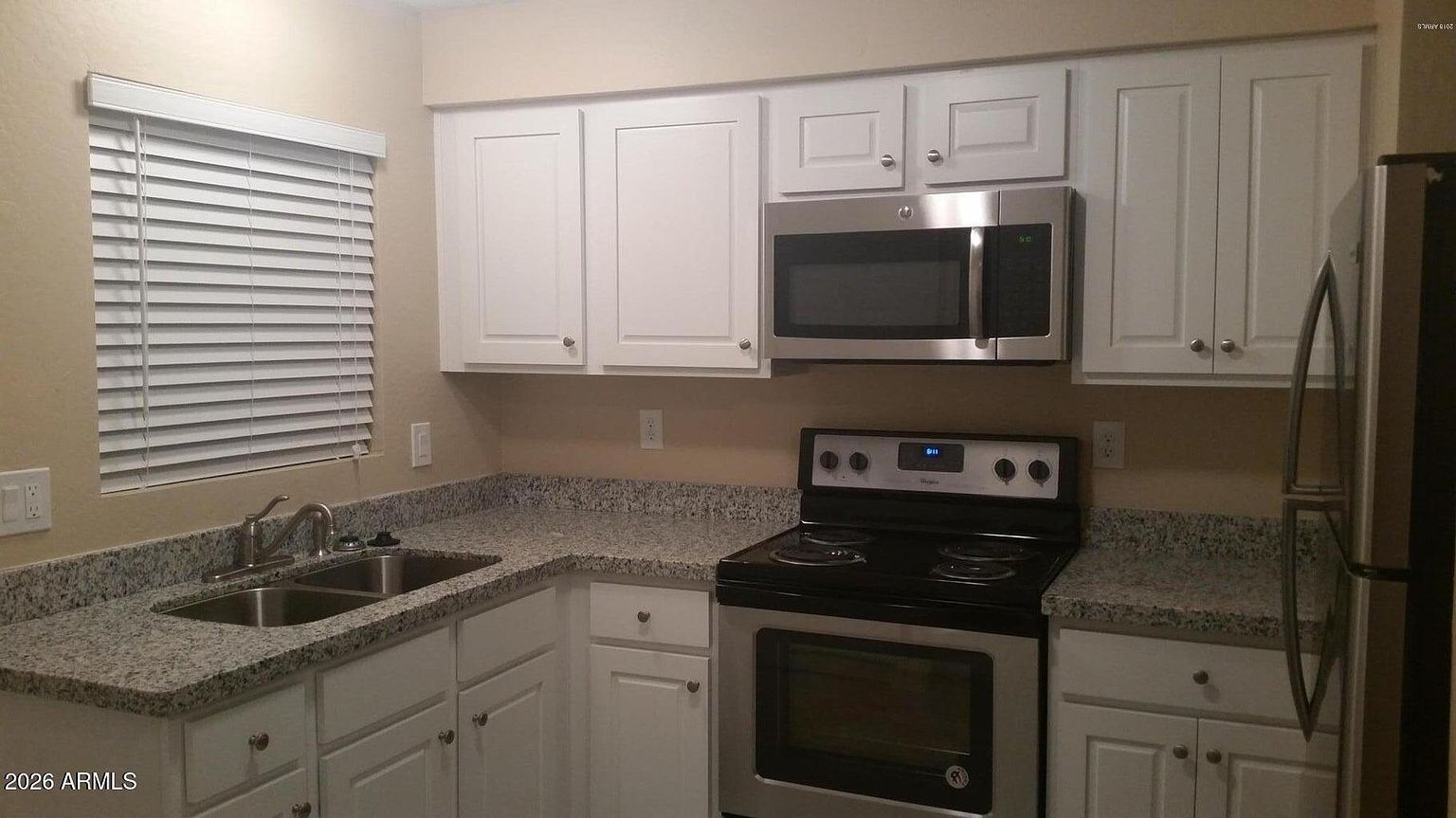 735 E Dana Ave APT 101 photo 3
