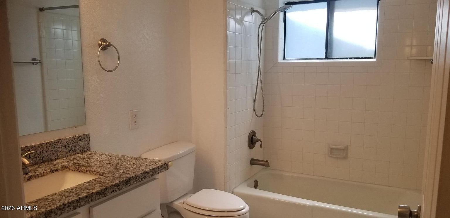 735 E Dana Ave APT 101 photo 5