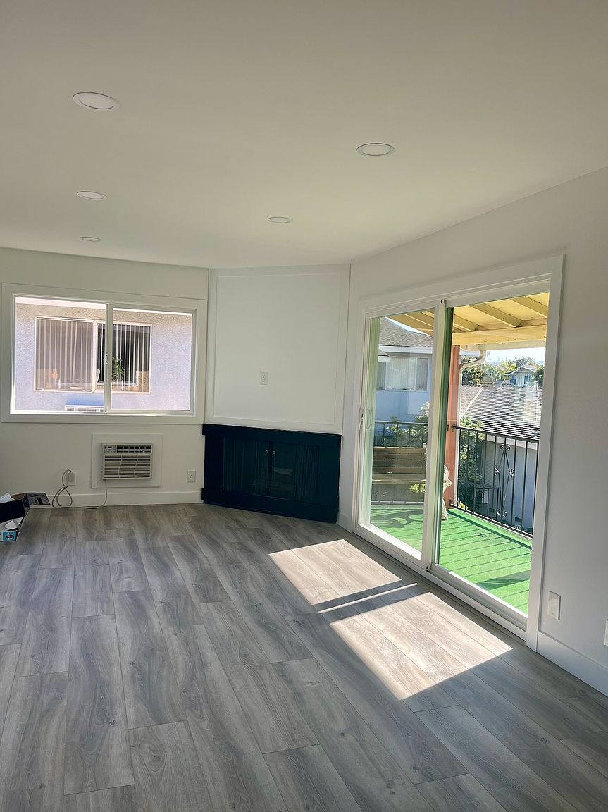 Apartments on Washington St · Santa Clara photo 2