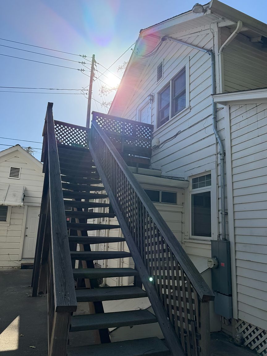 1BR/1BA In Law Adu on 5th St · Gilroy photo 2