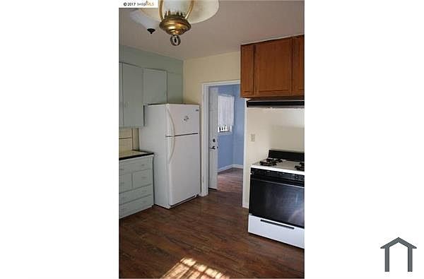2839 Fruitvale Ave photo 3
