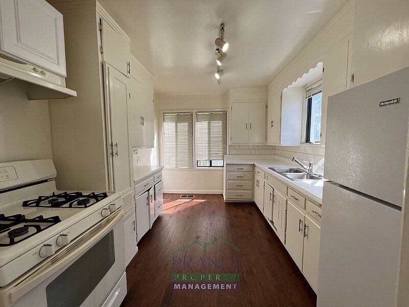 20 Gardner St photo 4