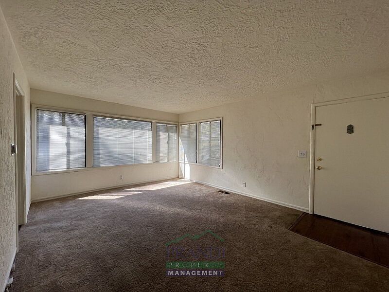 20 Gardner St photo 3