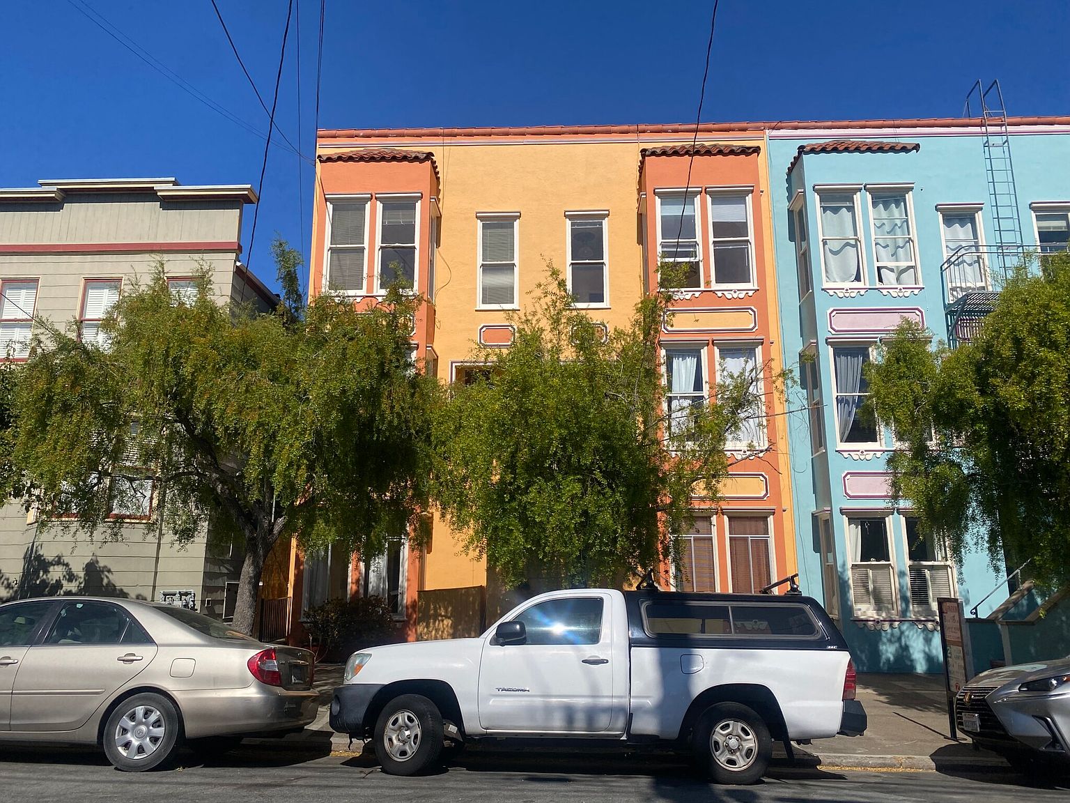 1BR/1BA Single Family House on San Jose Ave · San Francisco photo 2
