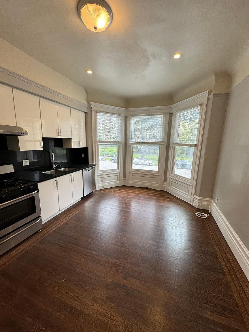 1BR/1BA Apartment on Oak St · San Francisco