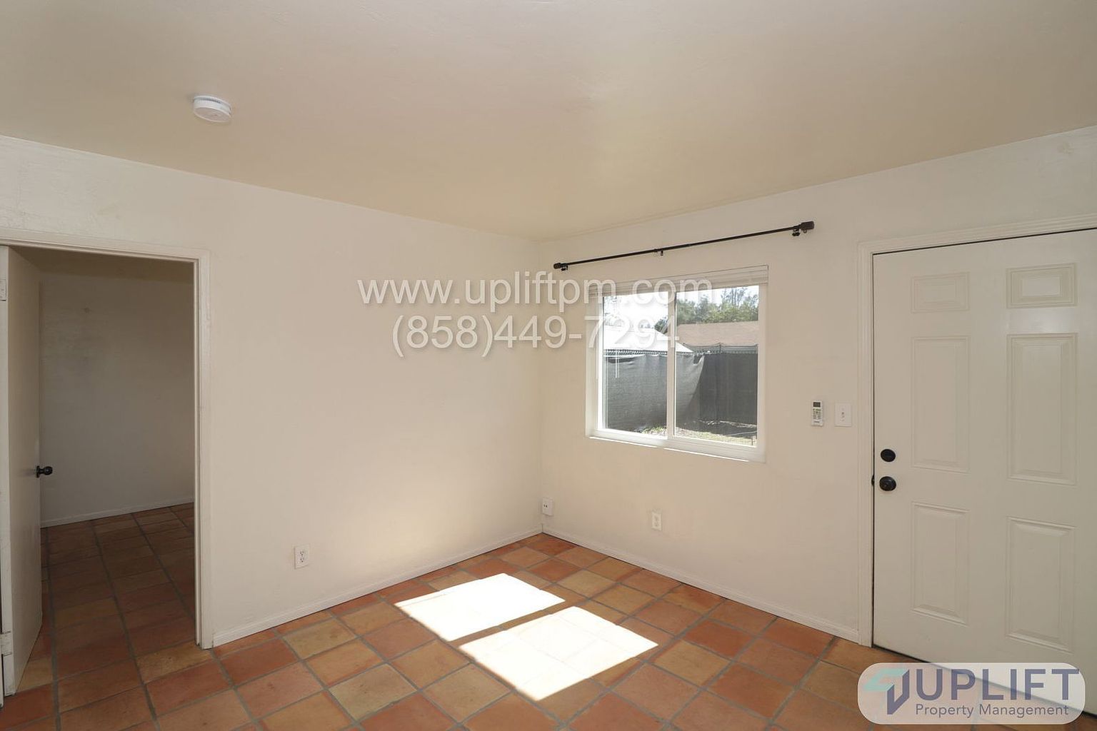 721 D St photo 5