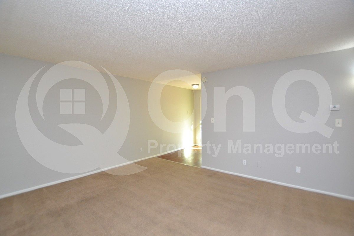 2201 W Belmont Ave Phoenix, AZ 85021 photo 3