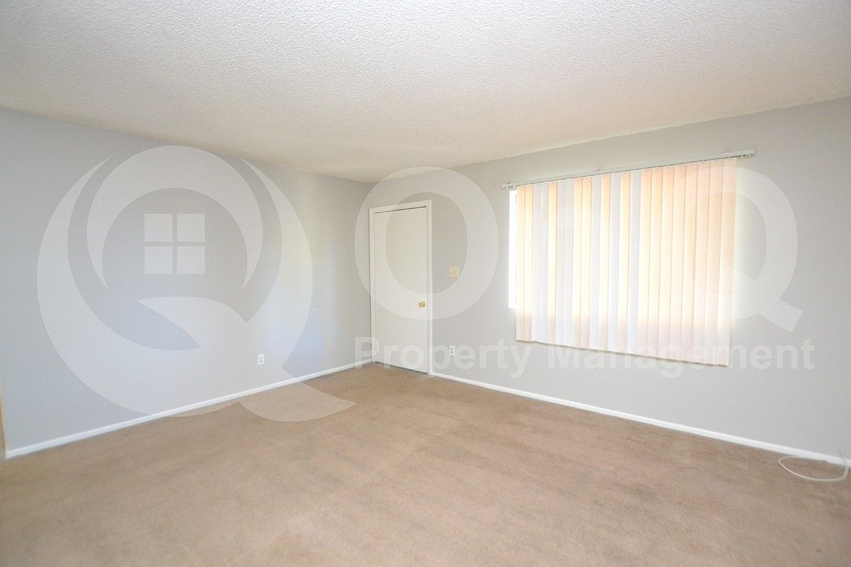 2201 W Belmont Ave Phoenix, AZ 85021 photo 4
