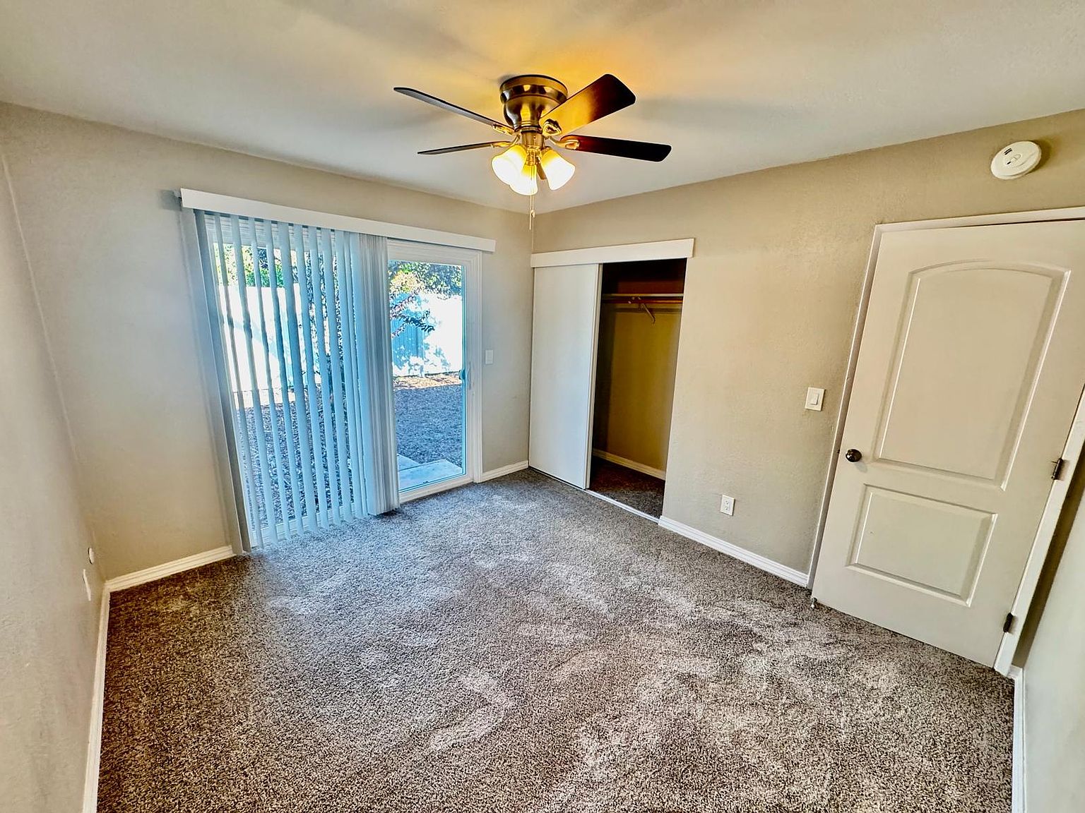 15471 Marty Dr photo 4