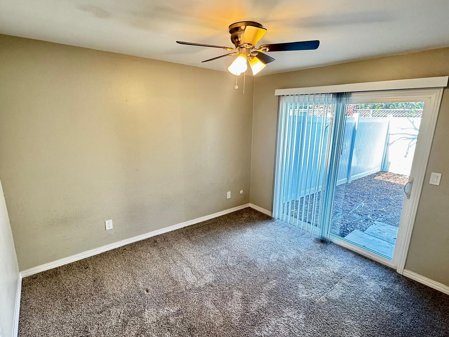 15471 Marty Dr photo 3