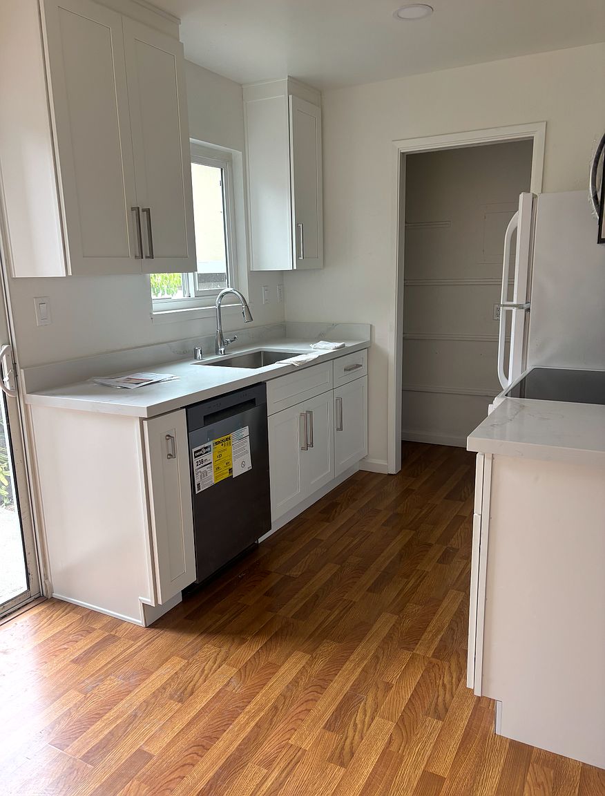 777 Palomino Dr photo 2