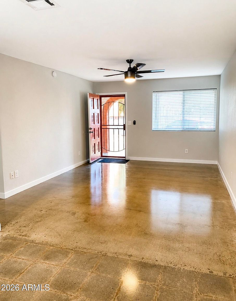 4135 N 27th St Phoenix, AZ 85016 photo 4