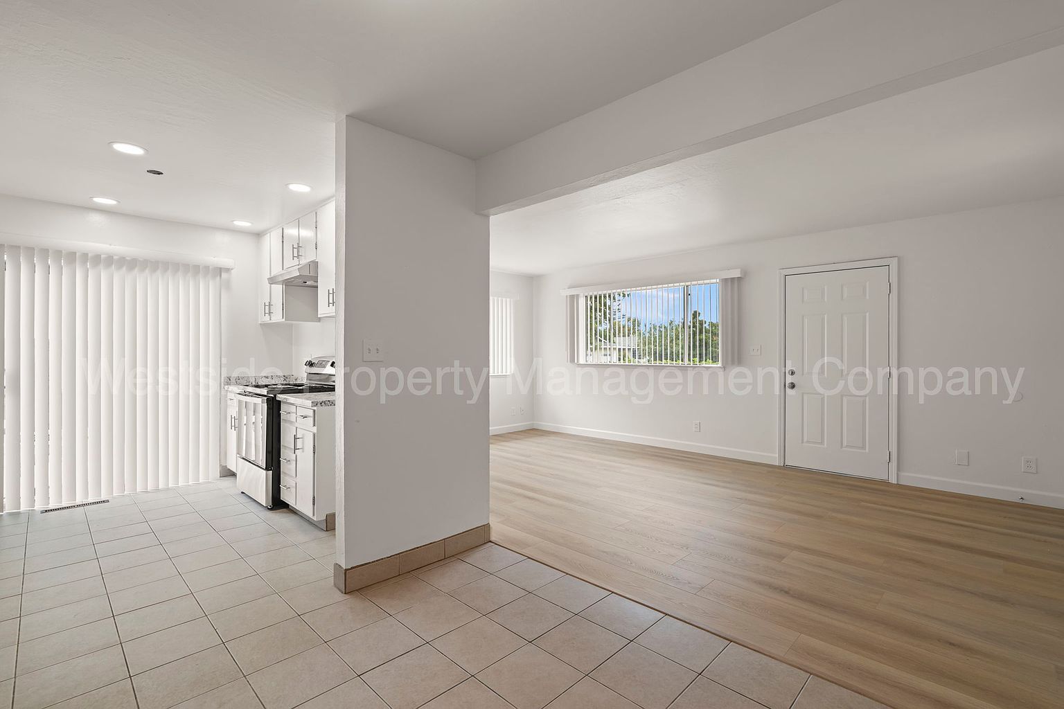 263 Superior Dr photo 4