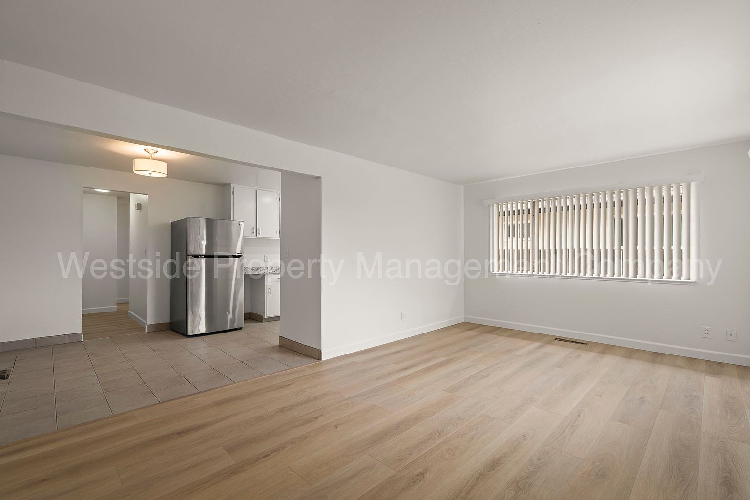 263 Superior Dr photo 2