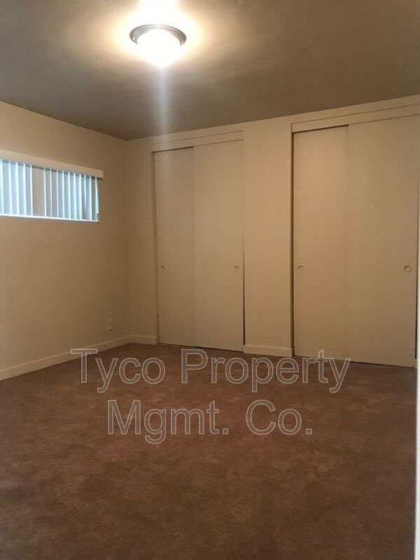 591 D St photo 4