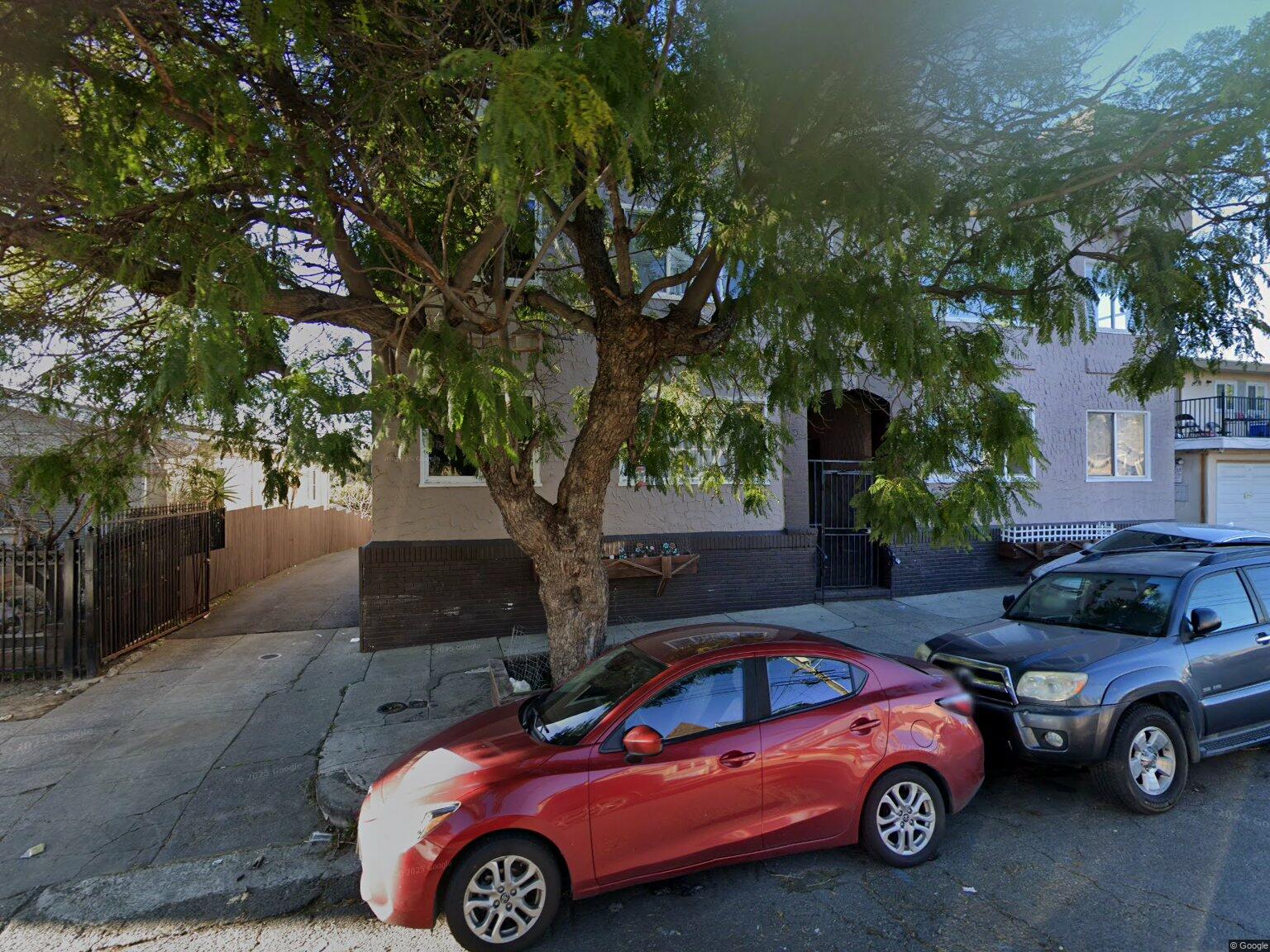 3027 Capp St photo 4