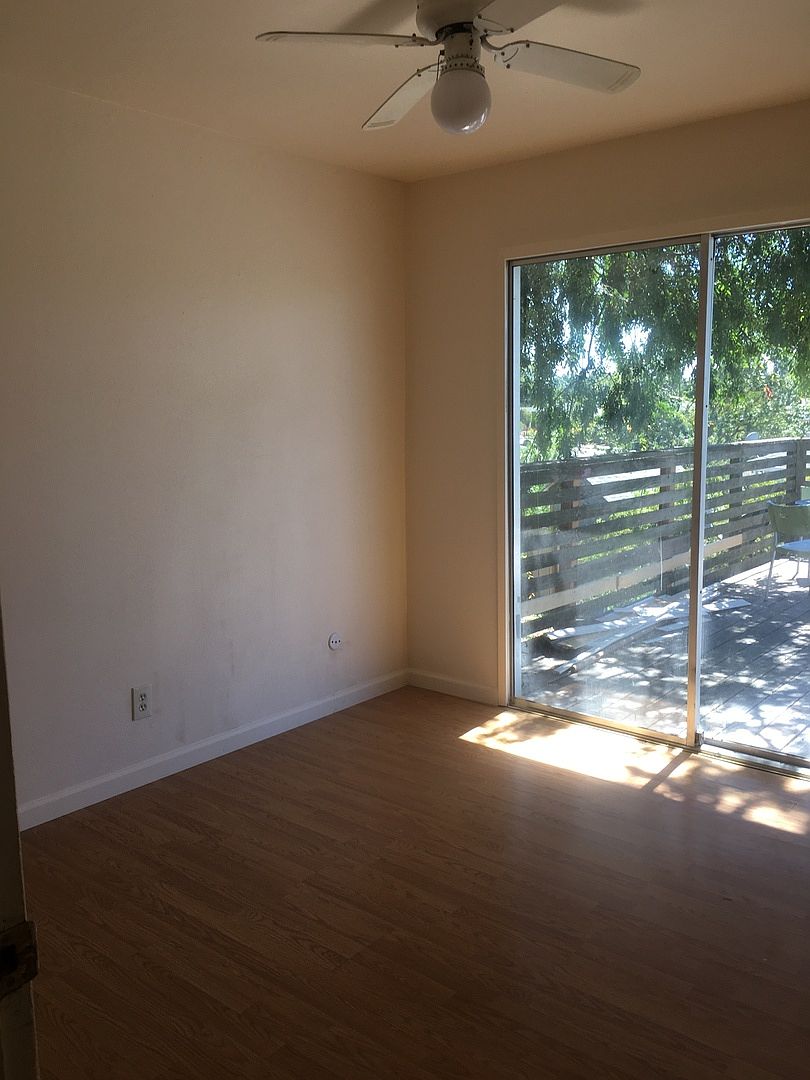 2BR/2BA Duplex on Mohawk Ct · Santa Rosa photo 4