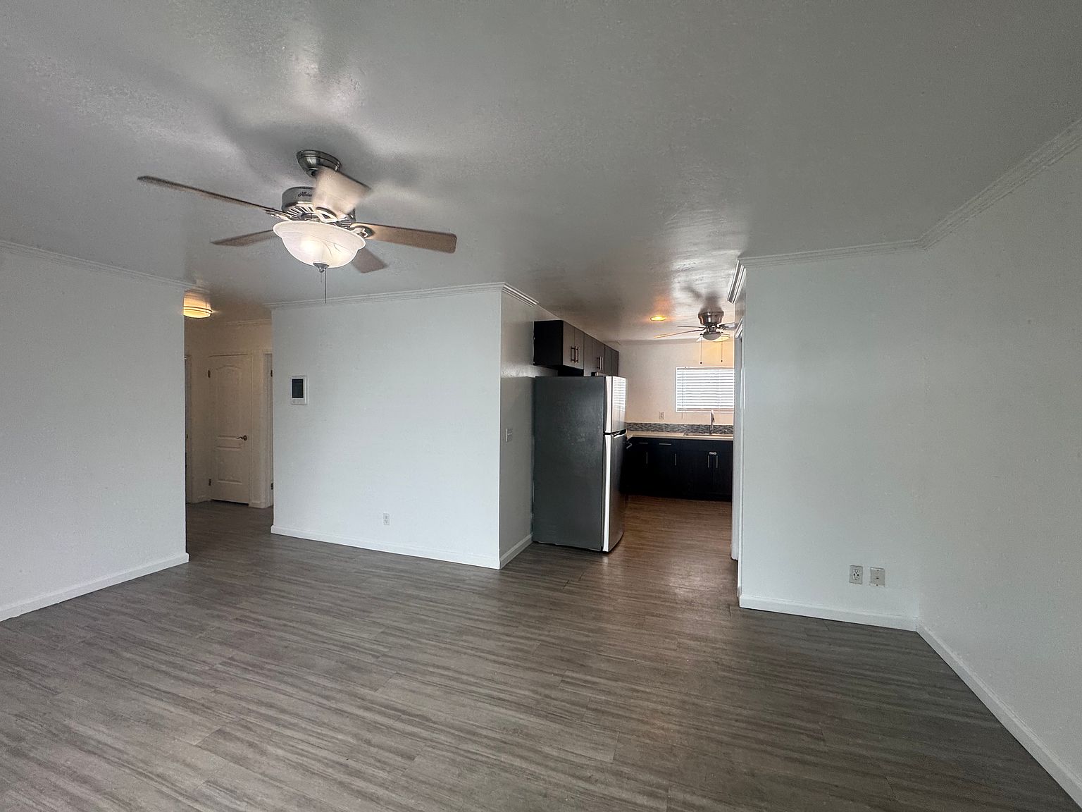 3038 Broadway photo 2