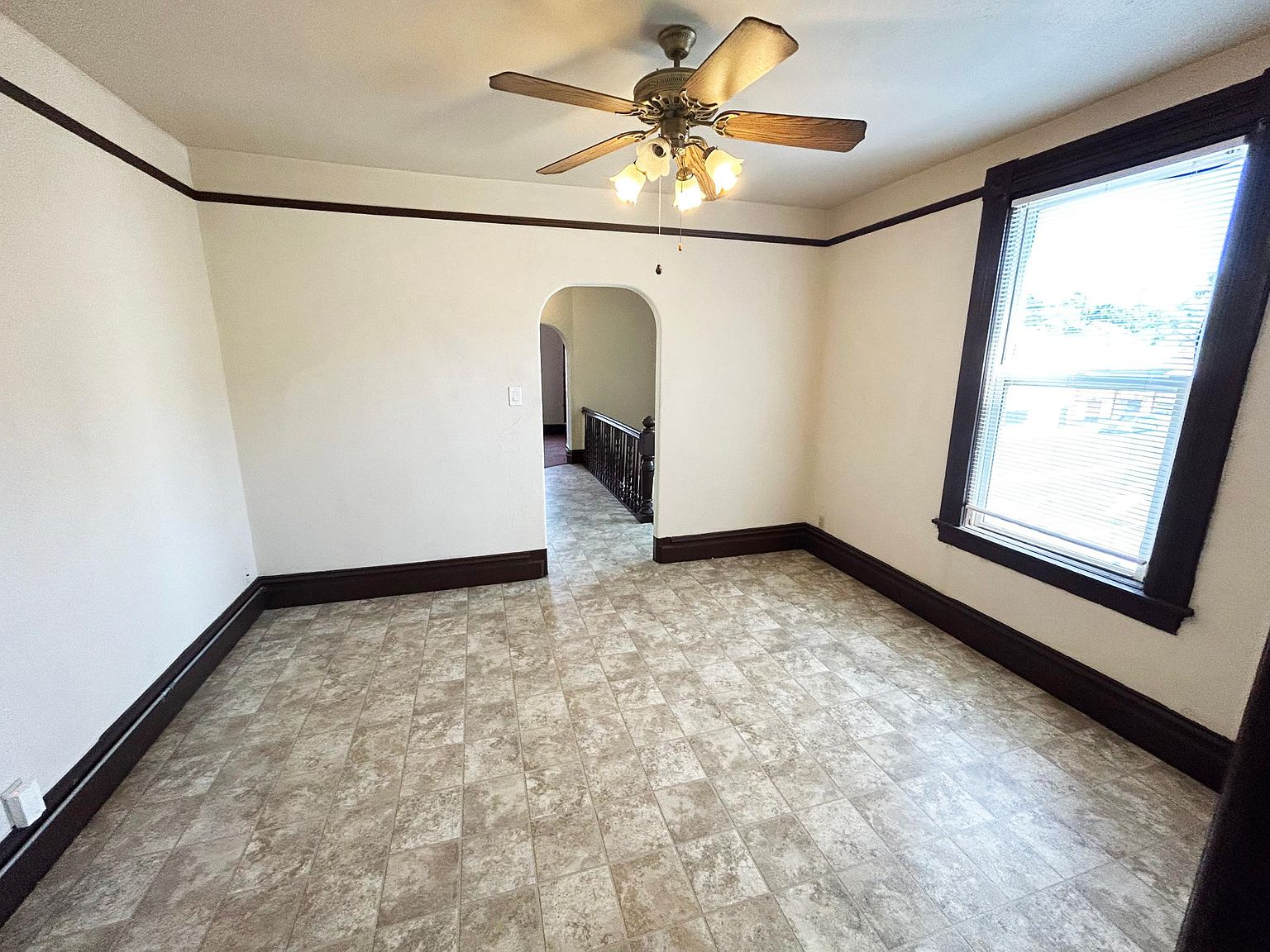 638 Kentucky St photo 4