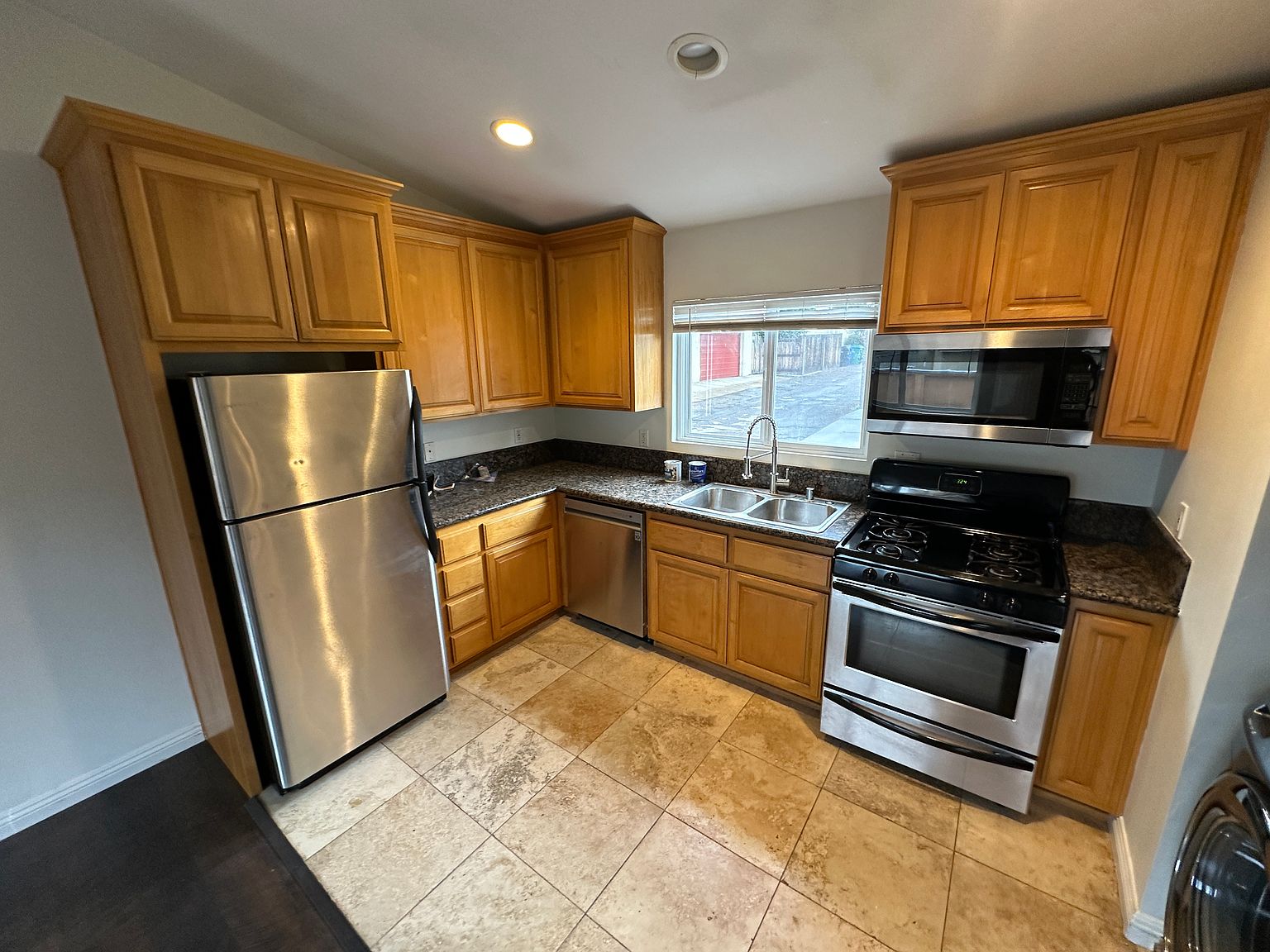 3024 Olive St photo 2