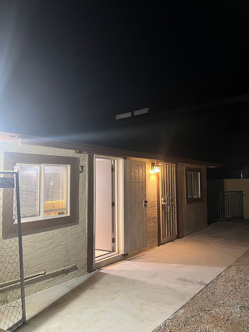 7151 N 53rd Ave unit 3 photo 4