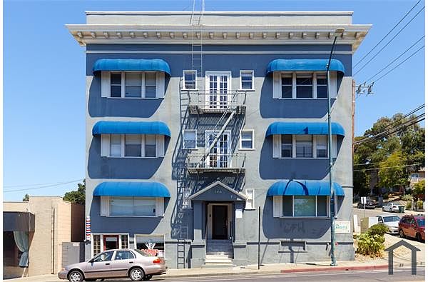 546 Georgia St photo 2