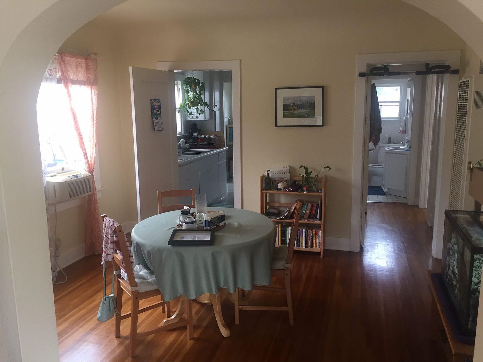 201 Kalmia St photo 4