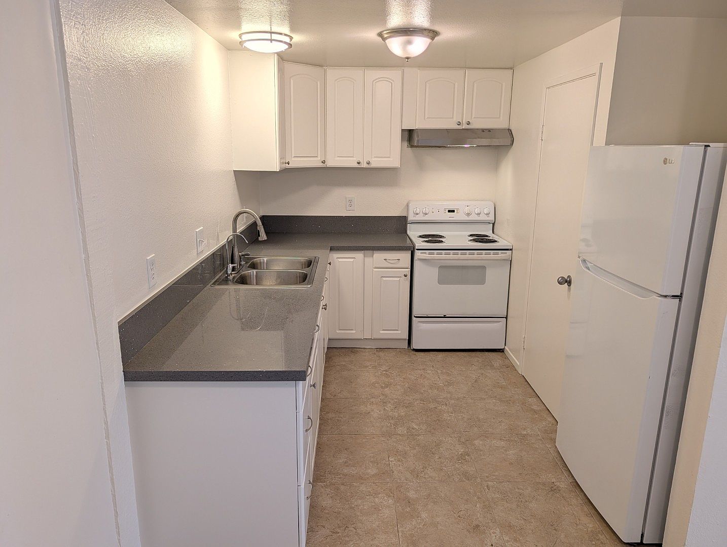 3610 Pio Pico Dr photo 4