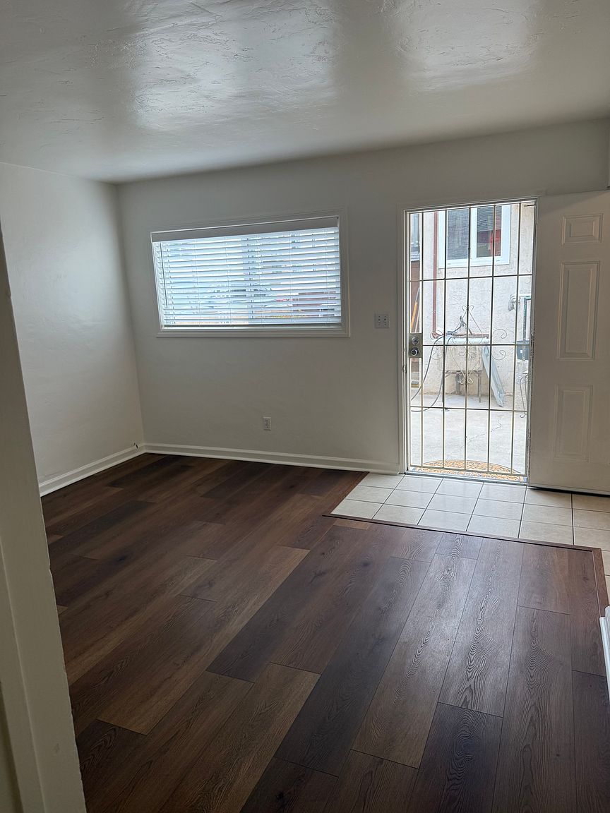3109 1/2 Nimitz Blvd photo 3