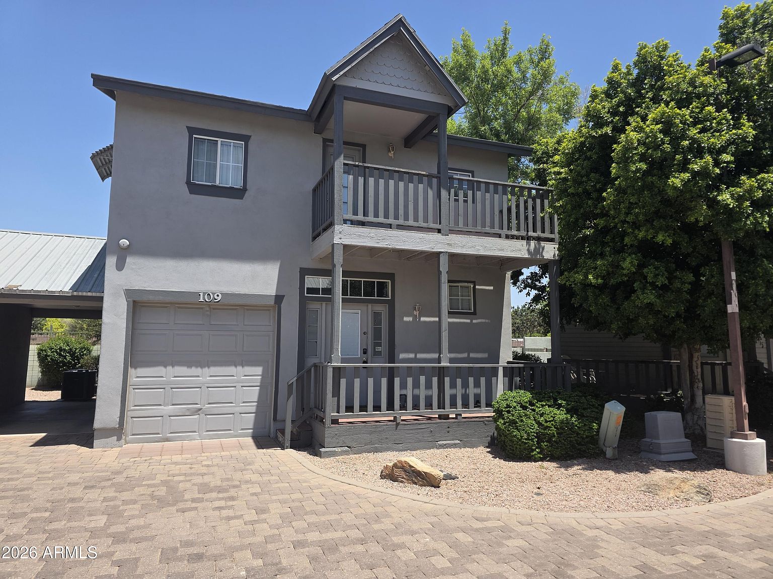 2016 S HAMMOND Drive photo 2