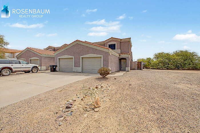 15237 S Moon Valley Rd Arizona City, AZ 85123 photo 3