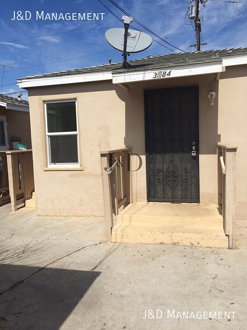 3084 Webster Ave photo 3