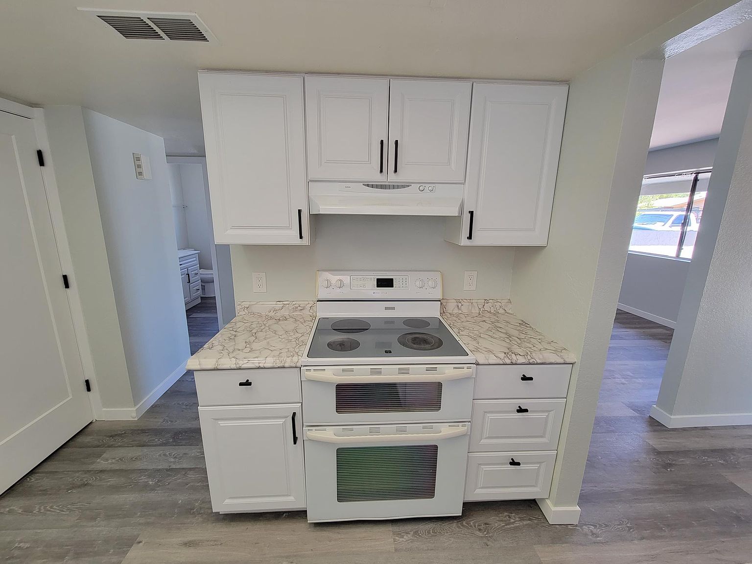 516 N Quinn photo 4