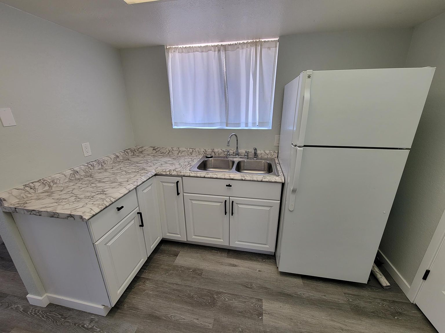 516 N Quinn photo 5