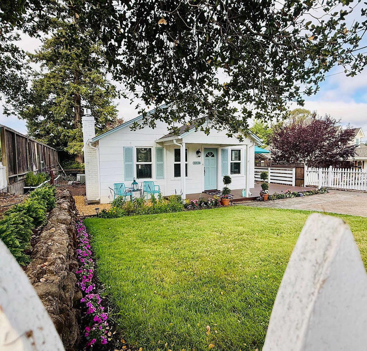 3313 Vichy Ave photo 3