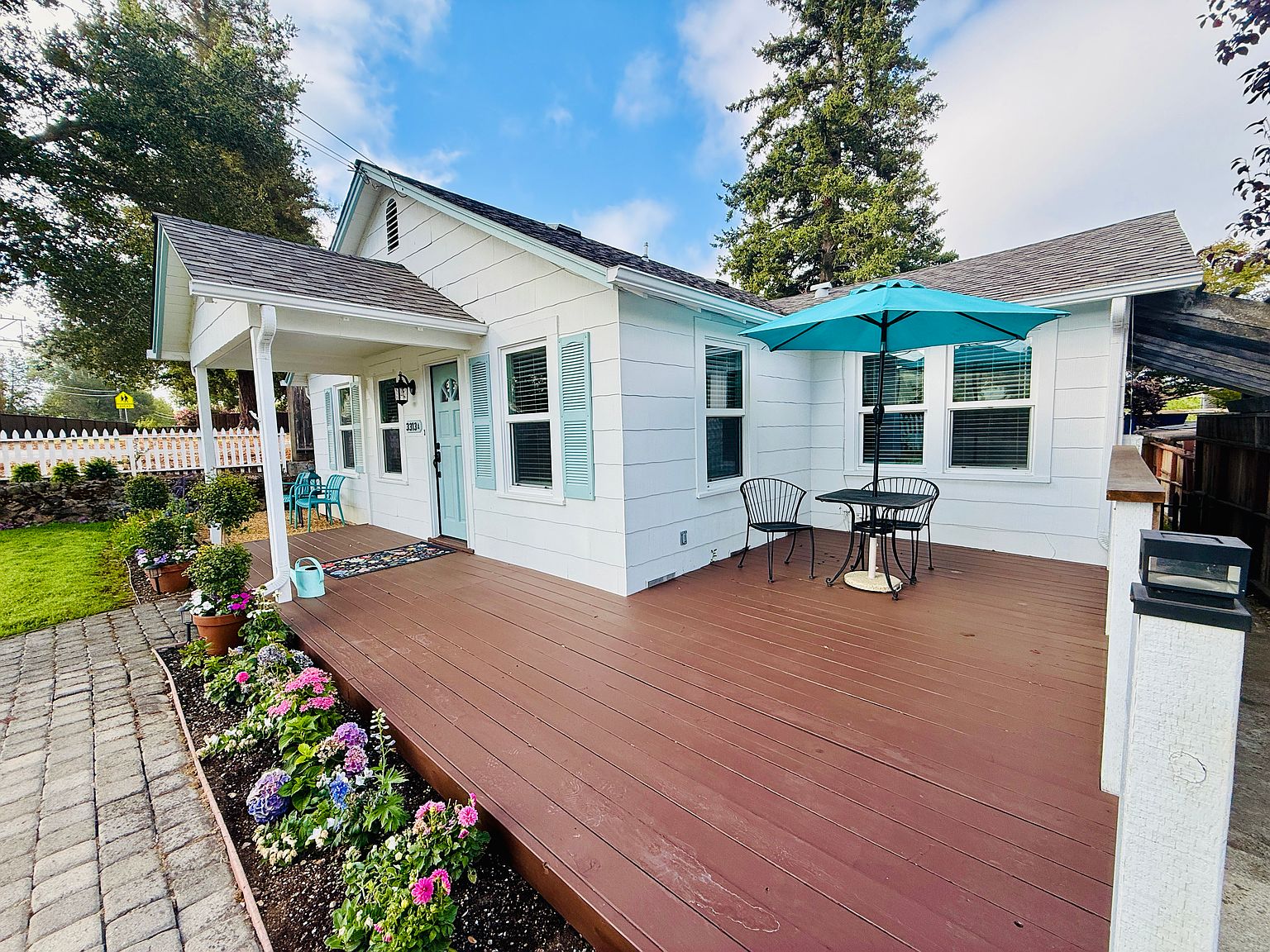 3313 Vichy Ave photo 5