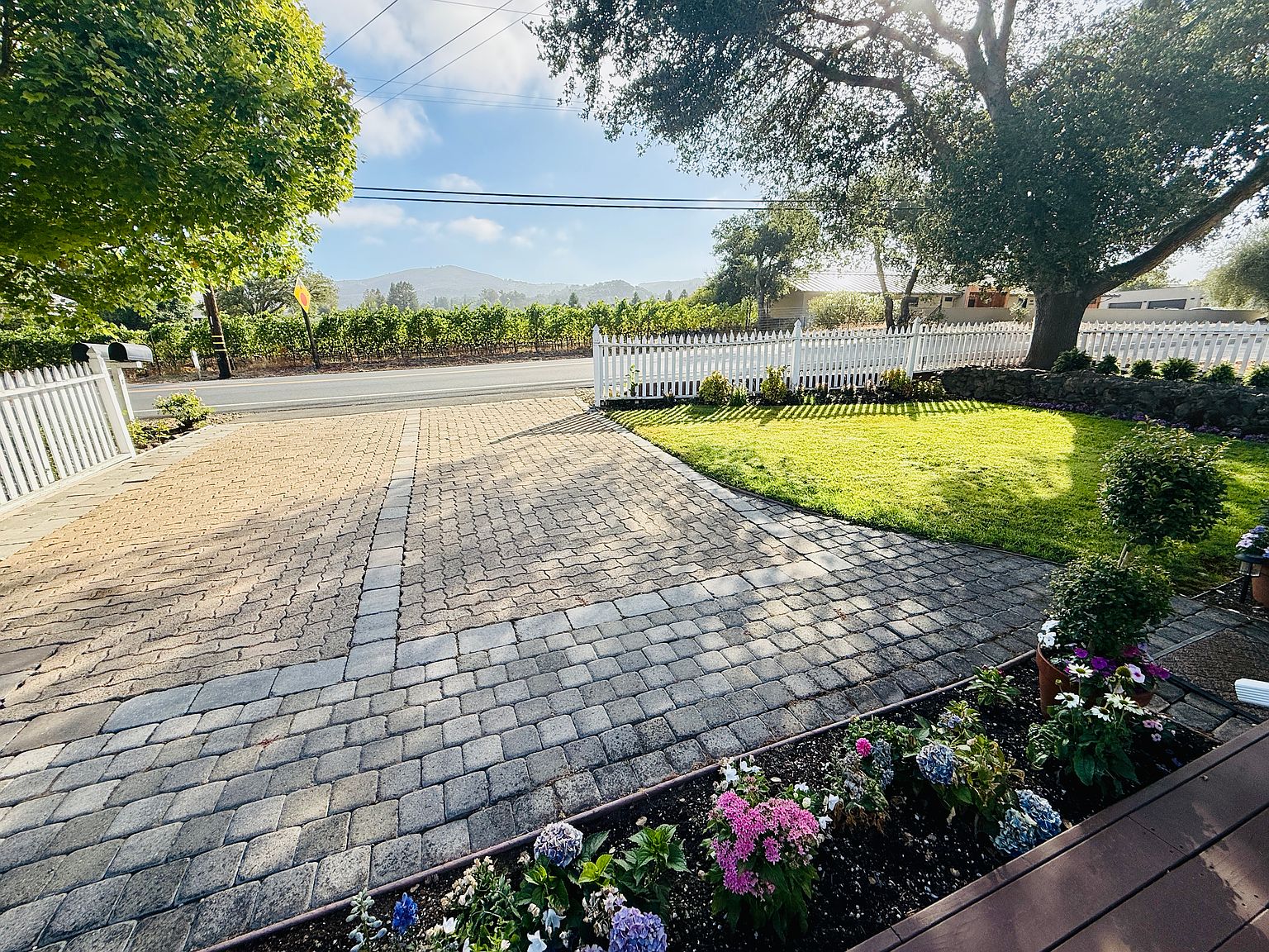 3313 Vichy Ave photo 4