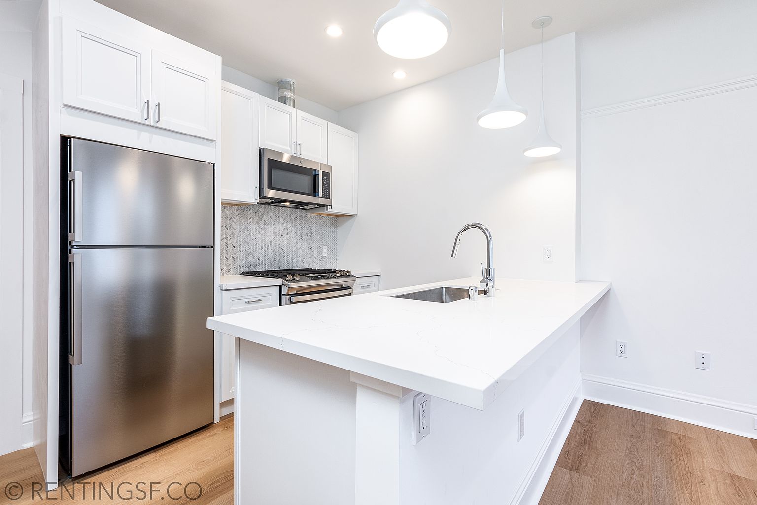 1BR/1BA Apartment on Pierce St · San Francisco photo 3