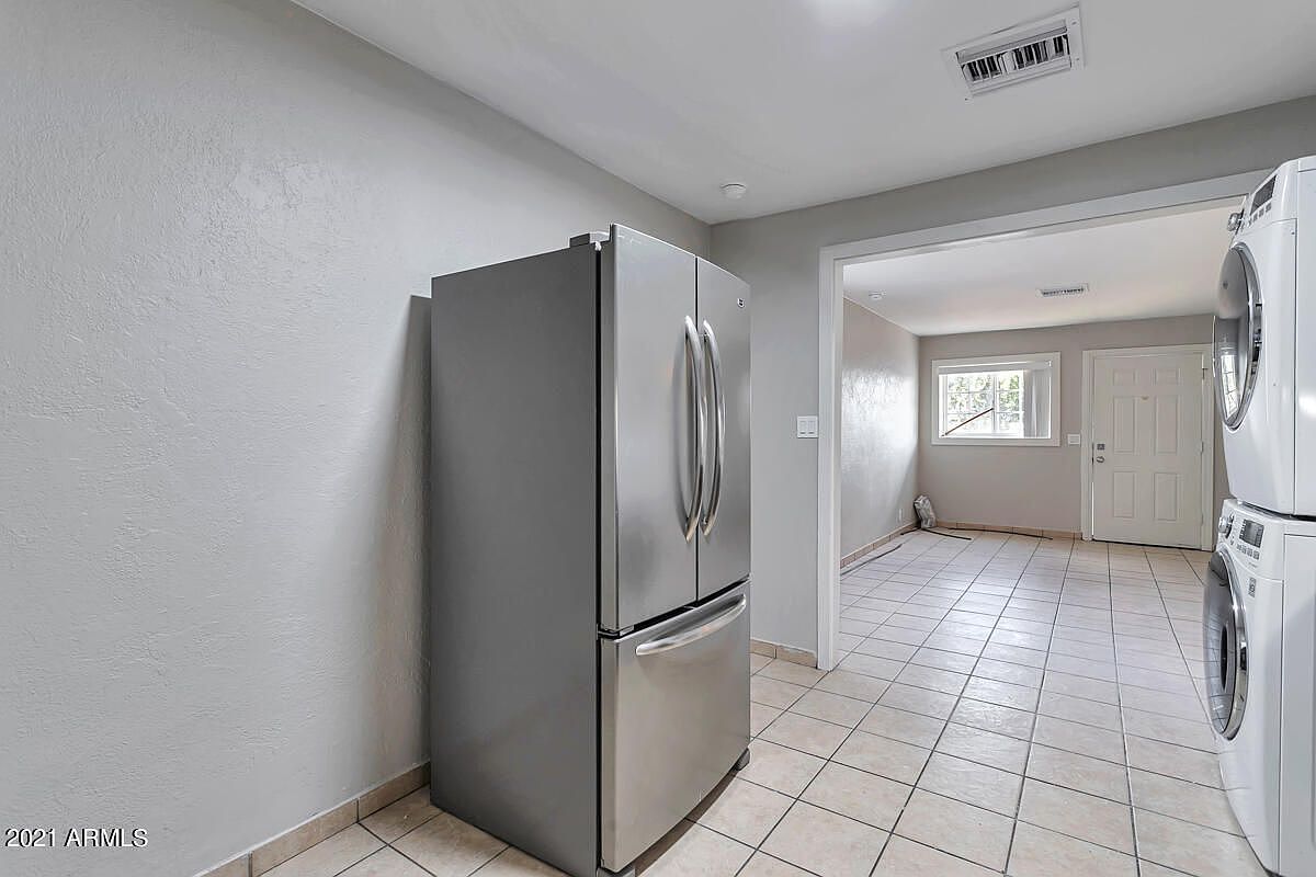 5206 W Ocotillo Rd unit A photo 5