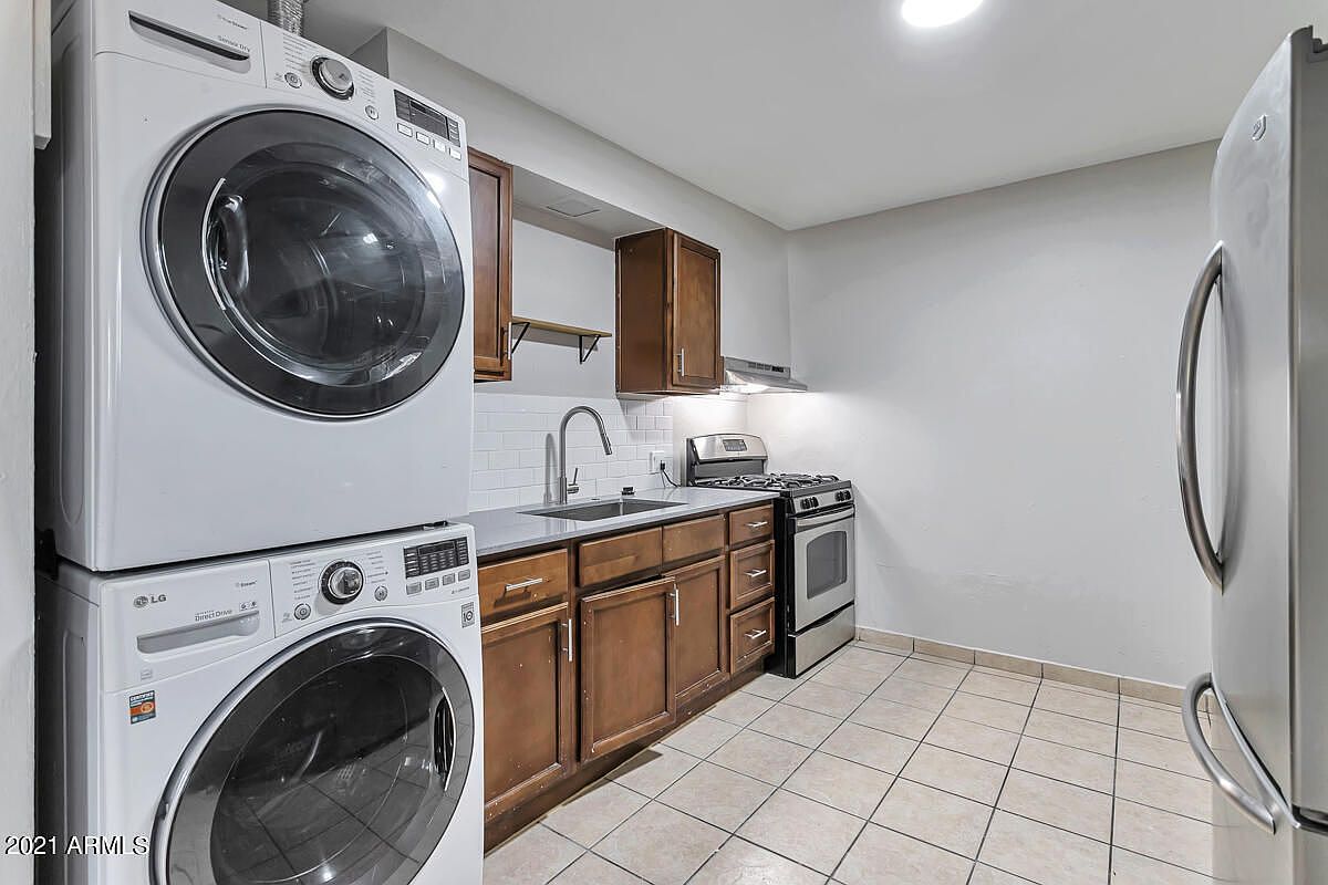 5206 W Ocotillo Rd unit A photo 3
