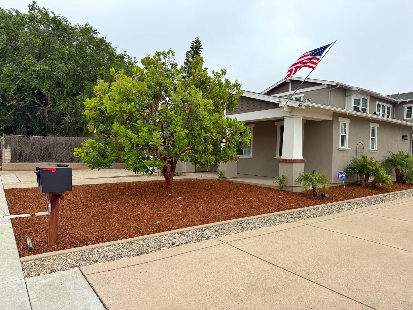 1097 Buena Vista Way photo 4