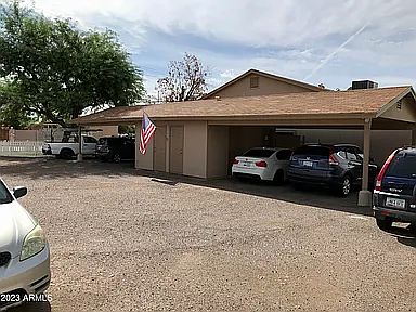 1546 N 46th St photo 2