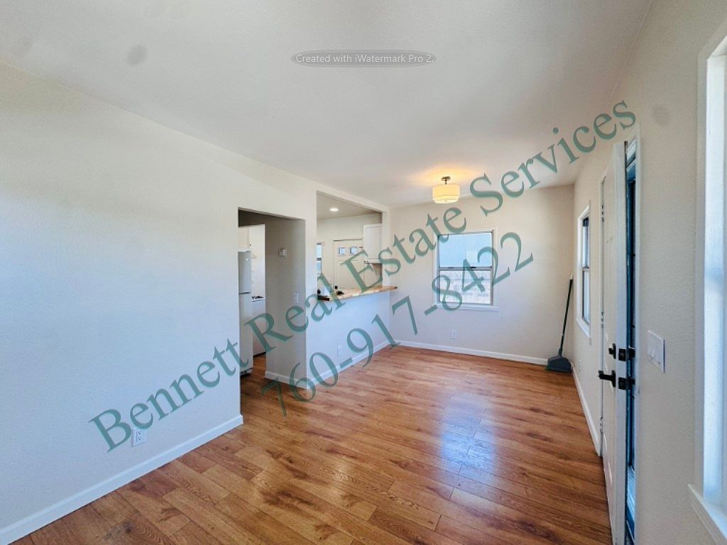 3725 Wilson Ave photo 2