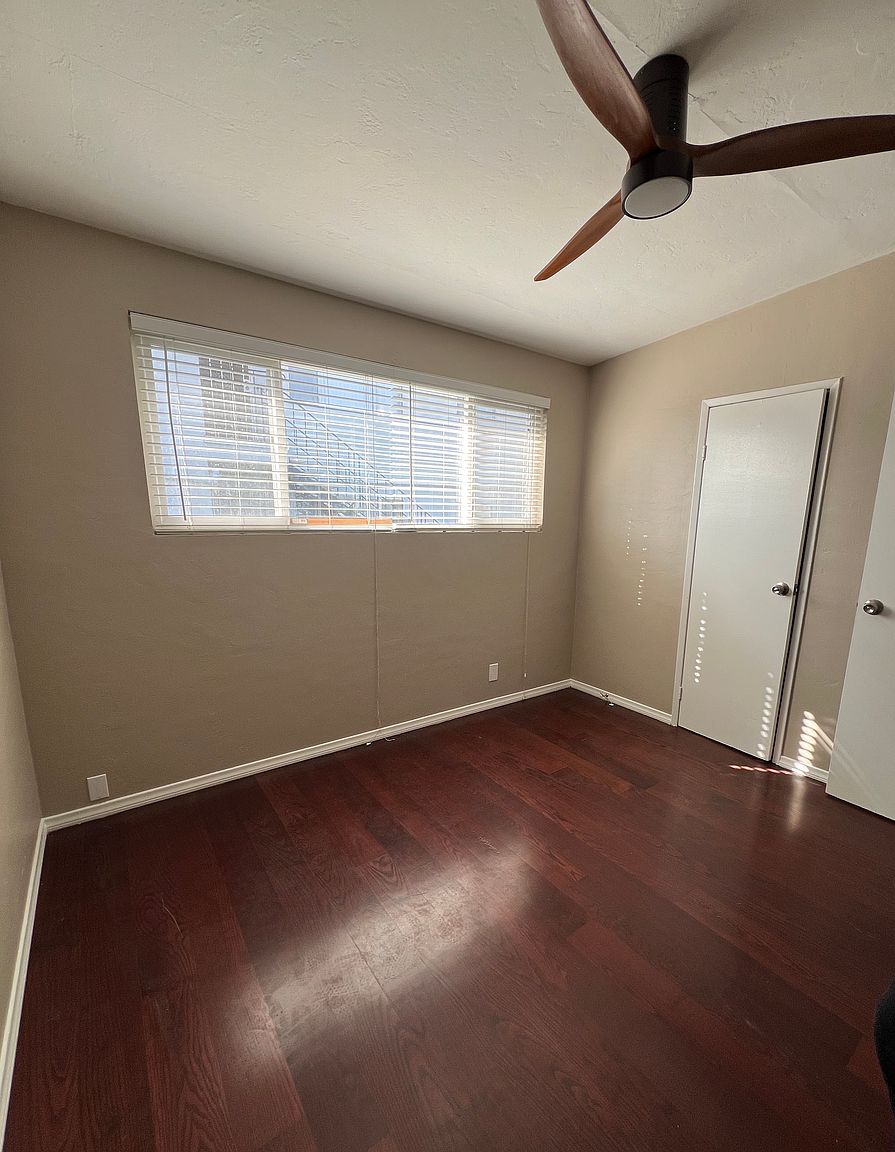 1329 Hemlock Ave photo 5