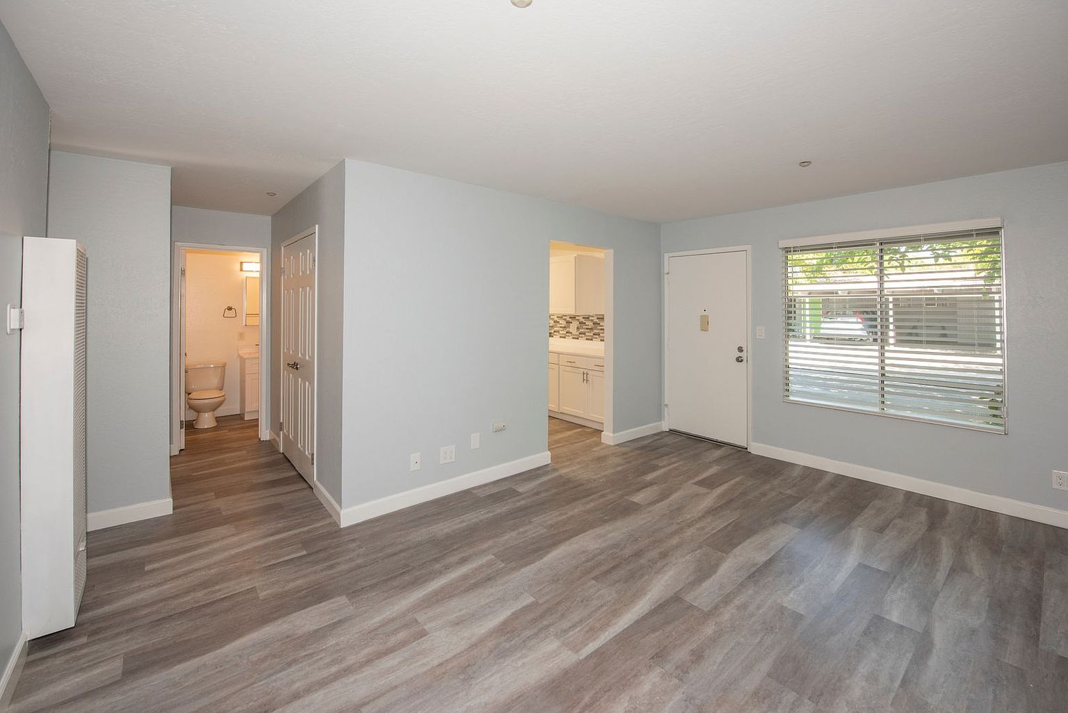 2BR/1BA Single Family House on Colony Street · Mountain View photo 4